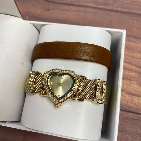 MACY’S CUBIC ZIRCONIA GOLD “I ❤️ U” WATCH AND BROWN BRACELET SET PL09 - Picture 3 of 4